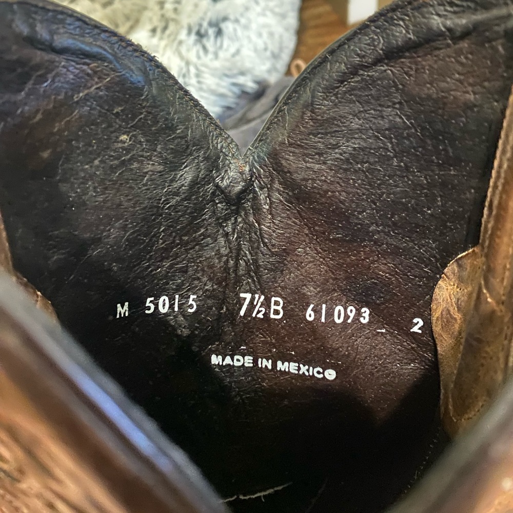 LUCHESSE women’s boots. Worn only a few times